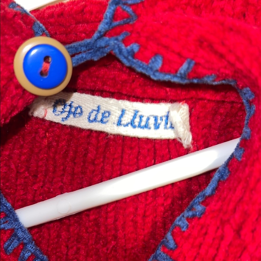 Vibrant Red Knit Cardigan with Blue Accents - Picture 3 of 4